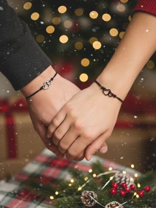 Dnes objednáš, v utorok doručíme 🎄🎁 Garancia pre Slovensko. #glosery #naramky #vianoce