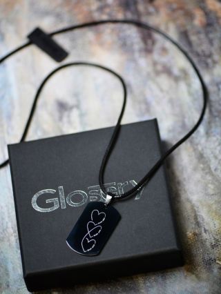 Láska, rodina, spojenie 🖤 Minimalistický náhrdelník s gravírovaním. #glosery #nahrdelnik